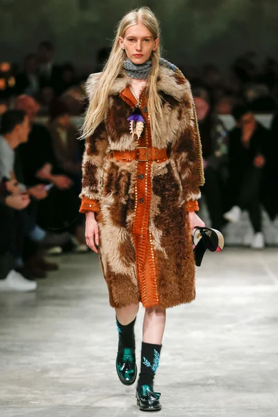 Look 6